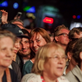 Koncz Zsuzsa és vendégei: Bródy János és Tolcsvay László koncert